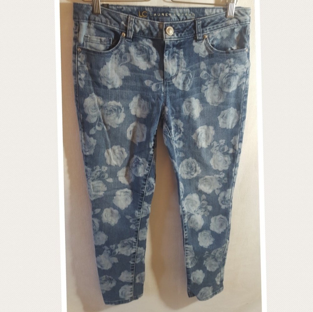 LC Lauren Conrad Rose Print Jeans Size 10